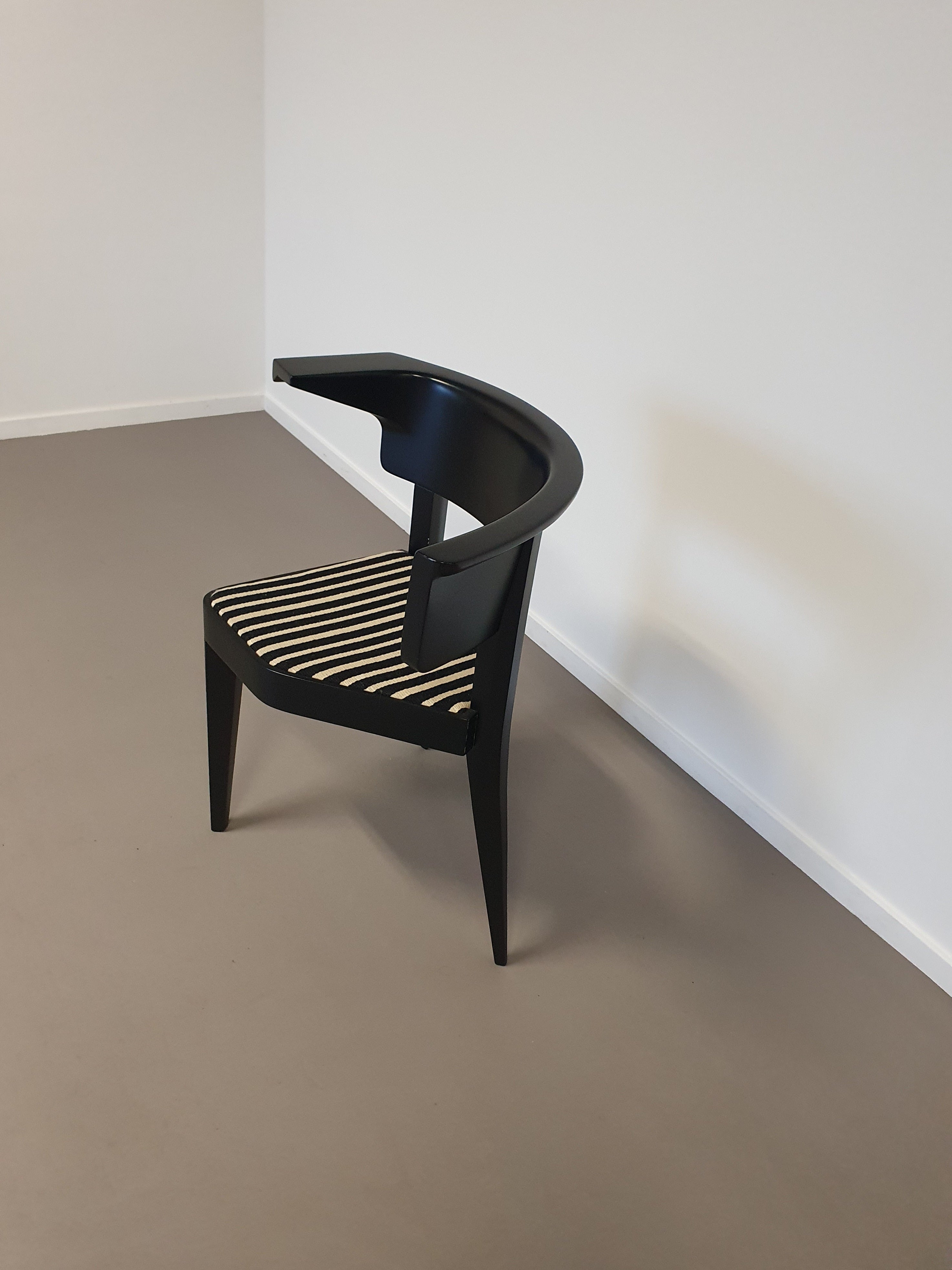 はろそだです　要確認　TECTA　Asymmetric Chair B1 Tecta : B1