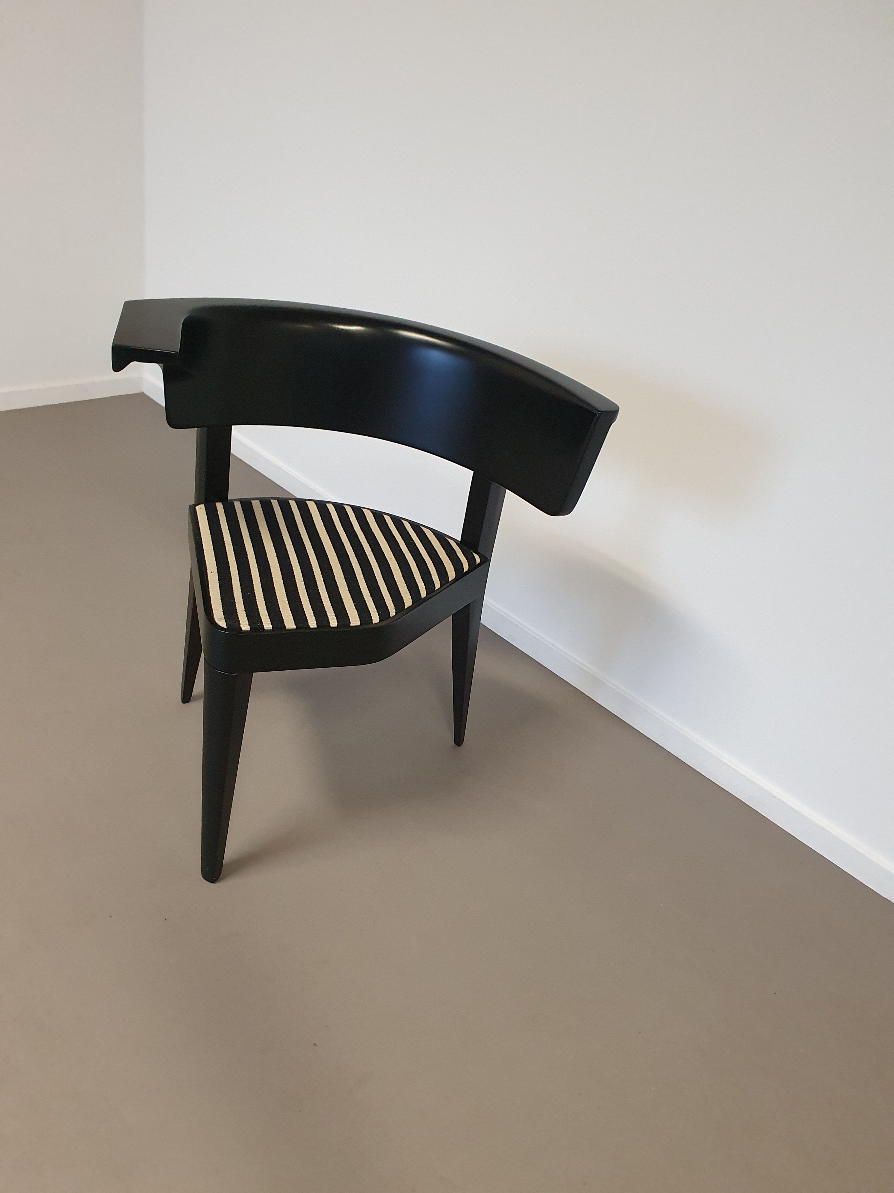 はろそだです　要確認　TECTA　Asymmetric Chair B1 Tecta : B1