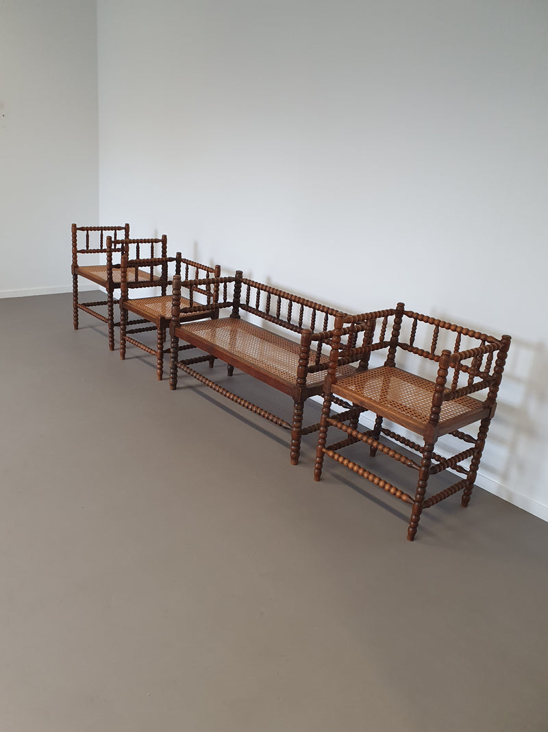 Bijpassende Bobbin-familiegroep 1 x bank, 3 x stoel.