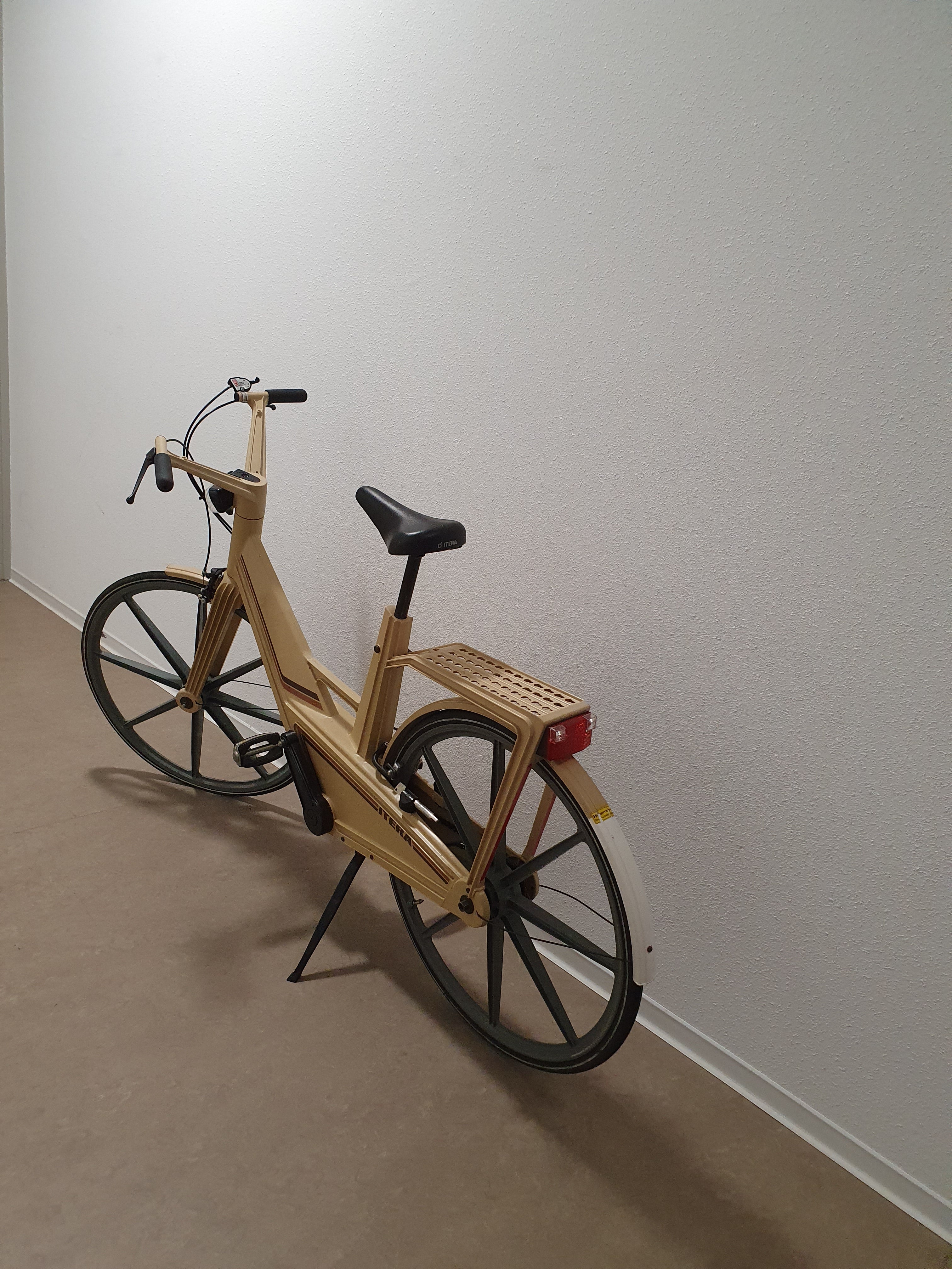 Vintage plastic bike Itera from Volvo Sweden, 1980s – Logohuman