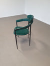 Set van zes zeldzame groene leren stiletto stoelen van Arrben met zwart frame