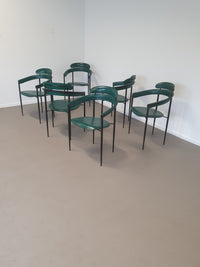 Set van zes zeldzame groene leren stiletto stoelen van Arrben met zwart frame