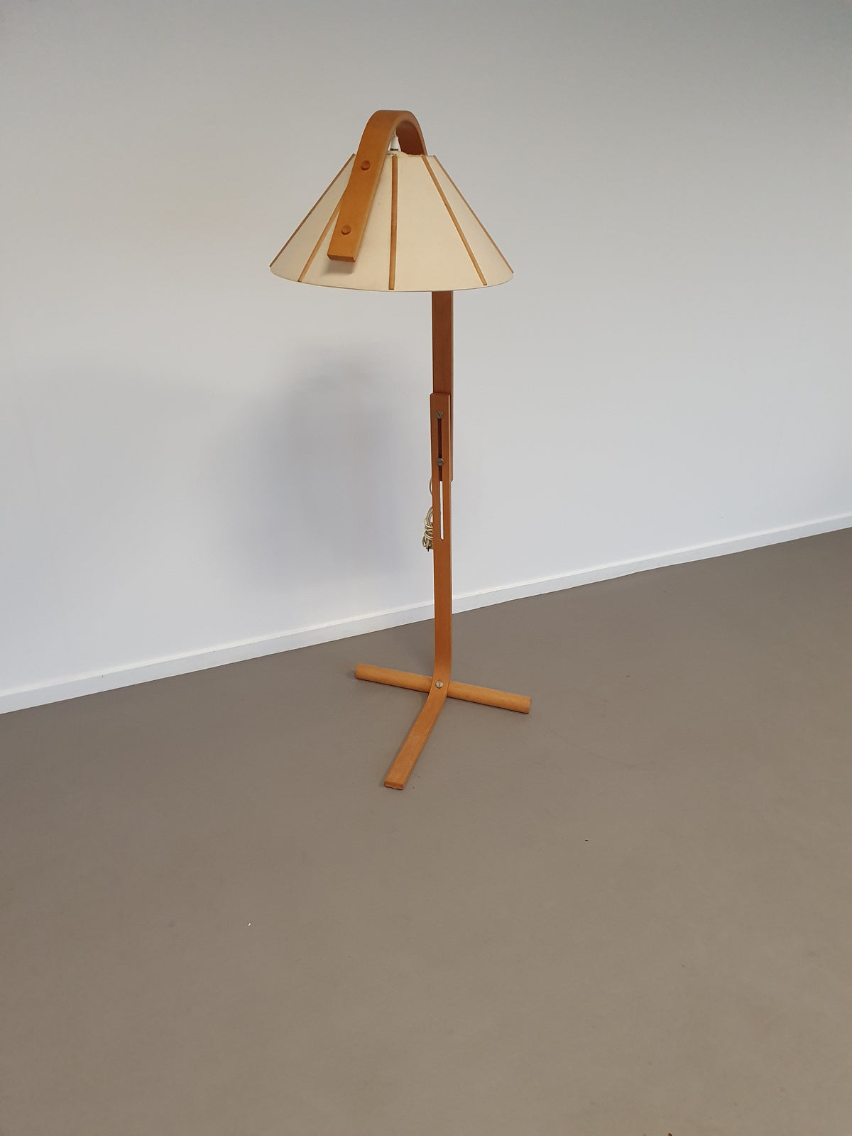 FLOOR LAMP BY JAN WICKELGREN FOR ANETA SWEDEN, 1970S