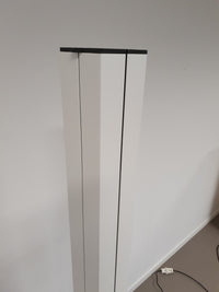 Witte Ettore Sottsass Moonlight vloerlamp nr. 14104, Italië jaren 70 