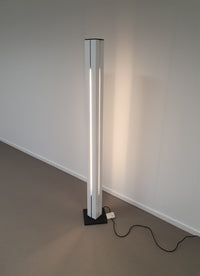 Witte Ettore Sottsass Moonlight vloerlamp nr. 14104, Italië jaren 70 