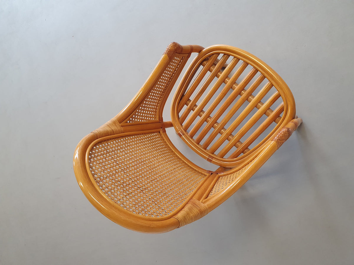 4 x Rattan /Webbing dining chairs 80s in beautiful condition – Logohuman