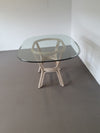 Bureau/tafel van gespleten riet.