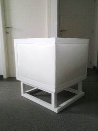 Paar zeldzame originele 'Cabinet Chairs' van Josef Hoffmann, handgemaakt rond de jaren 1980 door Wittmann Austria. Ontworpen in 1903, voor het Weense huis van Dr. Salzer.