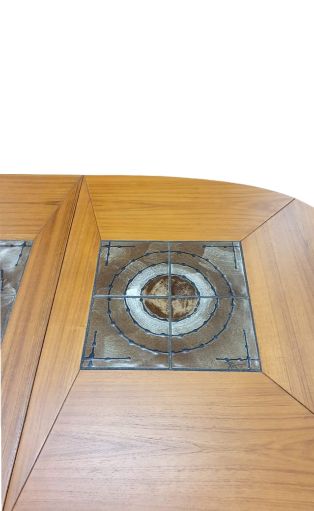 Stunning extendable dining table by Poul Herman Poulsen for Gangso Møbel Denmark. Danisch design 240cm x 107 cm signed