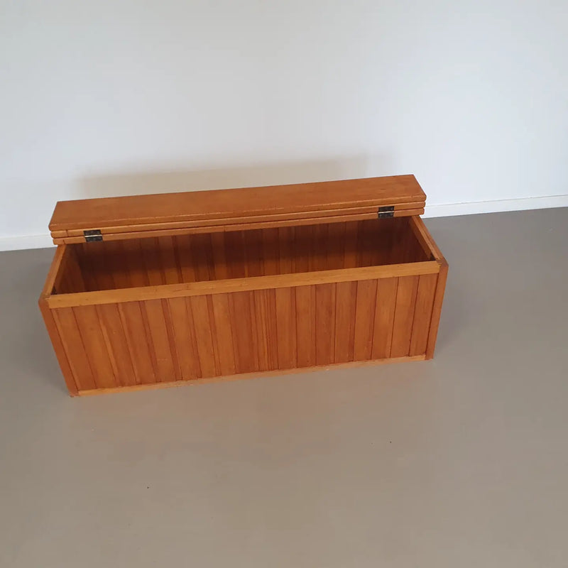 Schrootjes klepbankje 1970s
115 x 50 x 40 cm hoog
