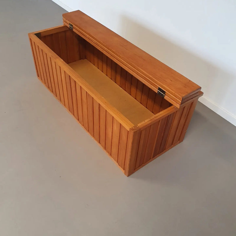 Schrootjes klepbankje 1970s
115 x 50 x 40 cm hoog