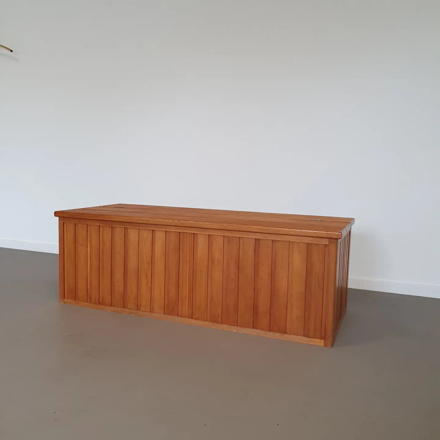 Schrootjes klepbankje 1970s
115 x 50 x 40 cm hoog