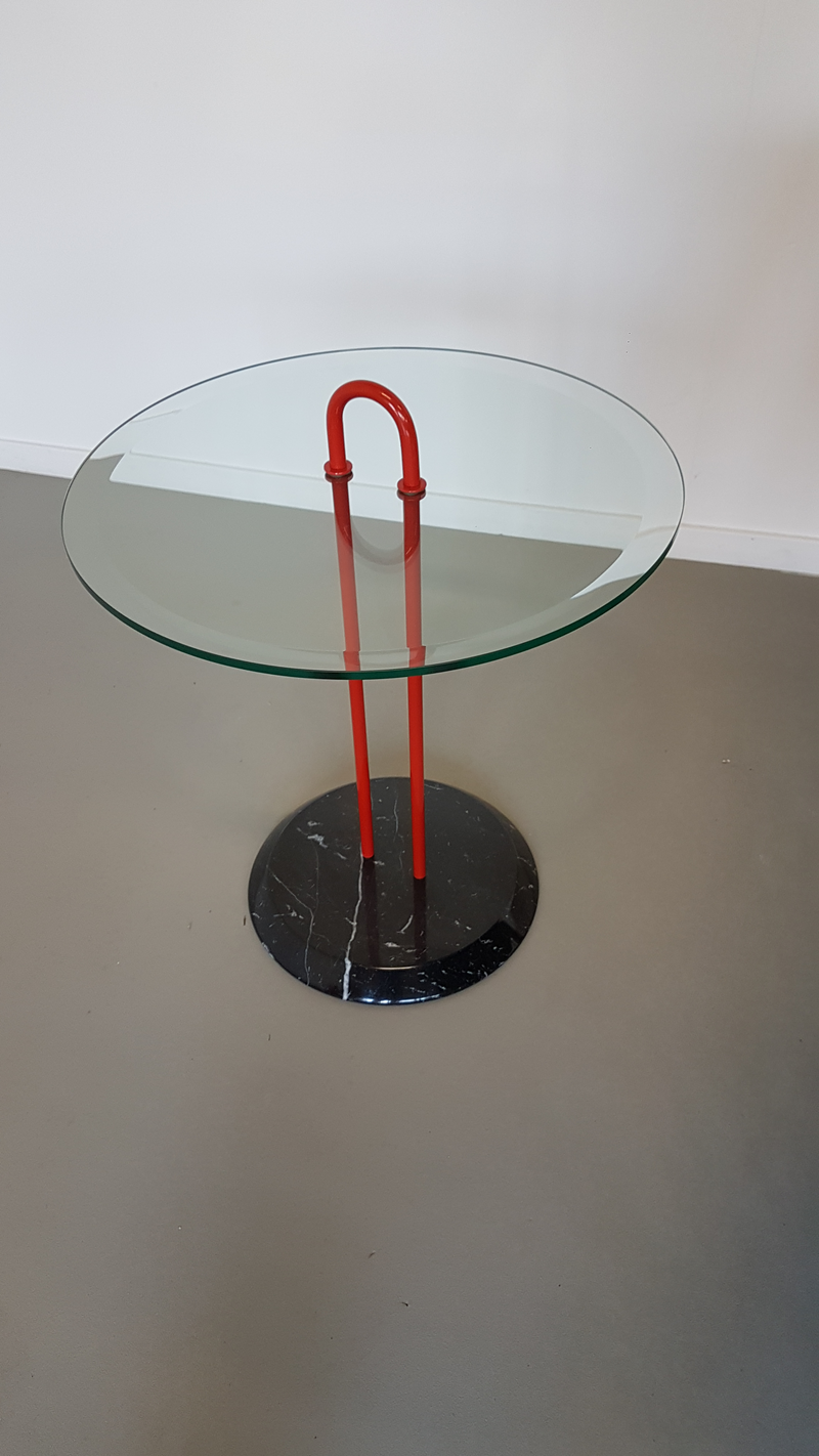 bijzettafel Cattelan Italy glasmarmer van Vico Magistretti 